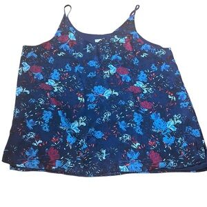 NWOT • R Essentials Lined Floral Tank